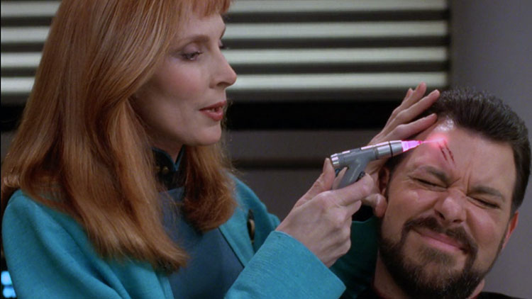 Разрабатывается лазерный кожный регенератор из «Стартрека»